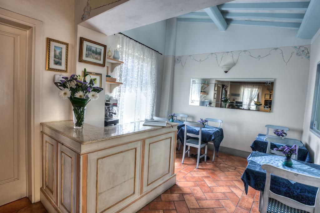 Hotel Locanda Degli Artisti 보르고산로렌조 외부 사진