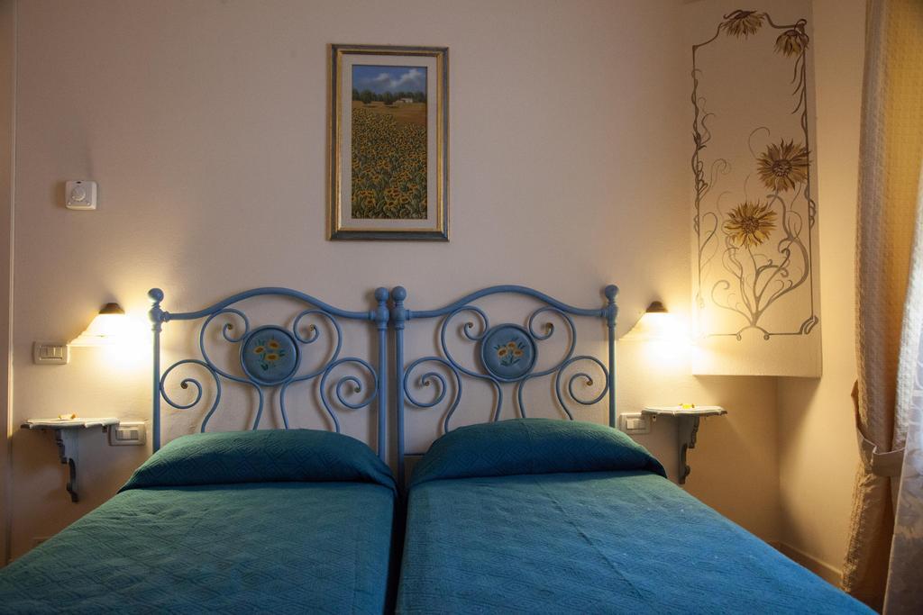 Hotel Locanda Degli Artisti 보르고산로렌조 객실 사진