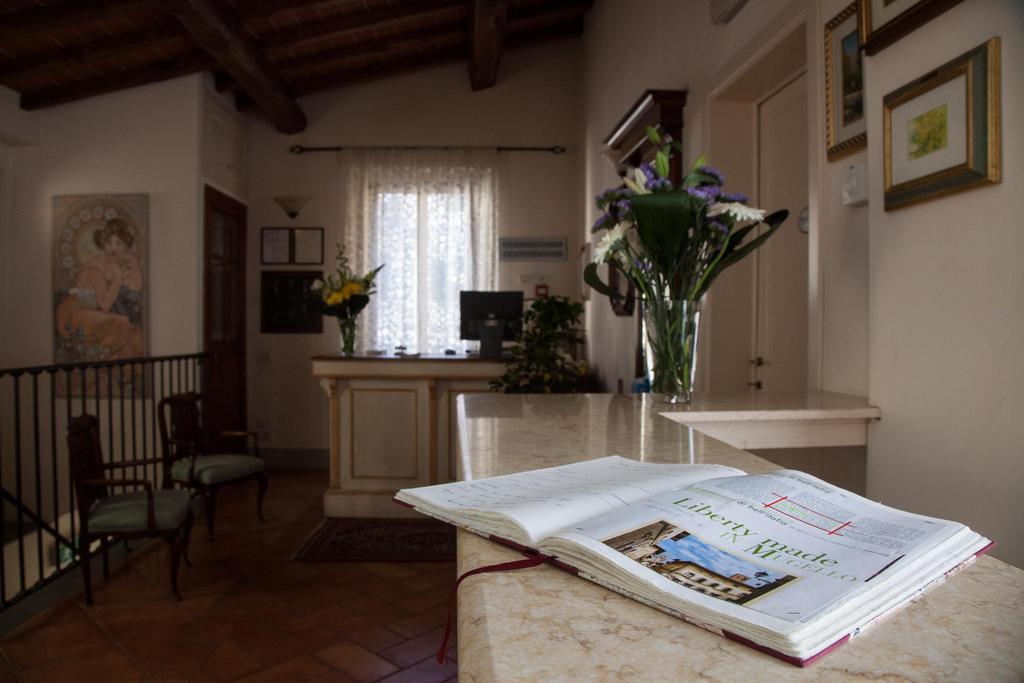 Hotel Locanda Degli Artisti 보르고산로렌조 외부 사진