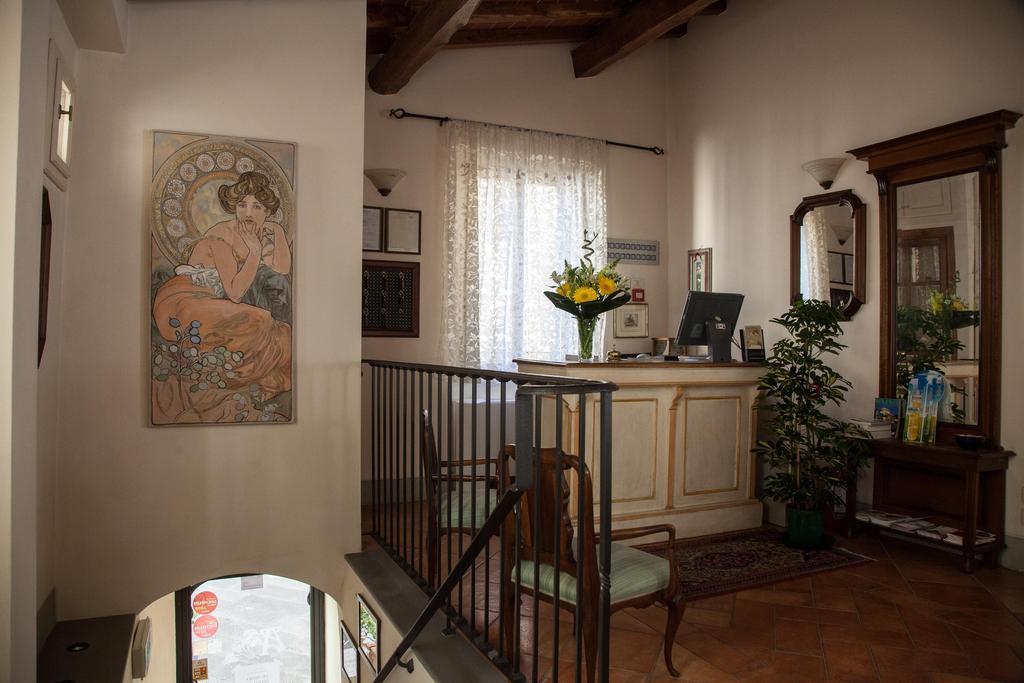 Hotel Locanda Degli Artisti 보르고산로렌조 외부 사진